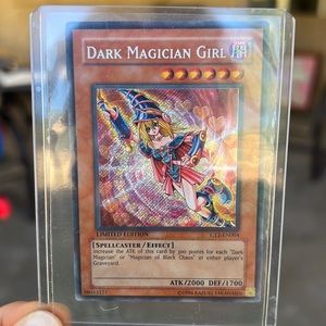Dark Magician Girl Yugioh Card Limited Edition